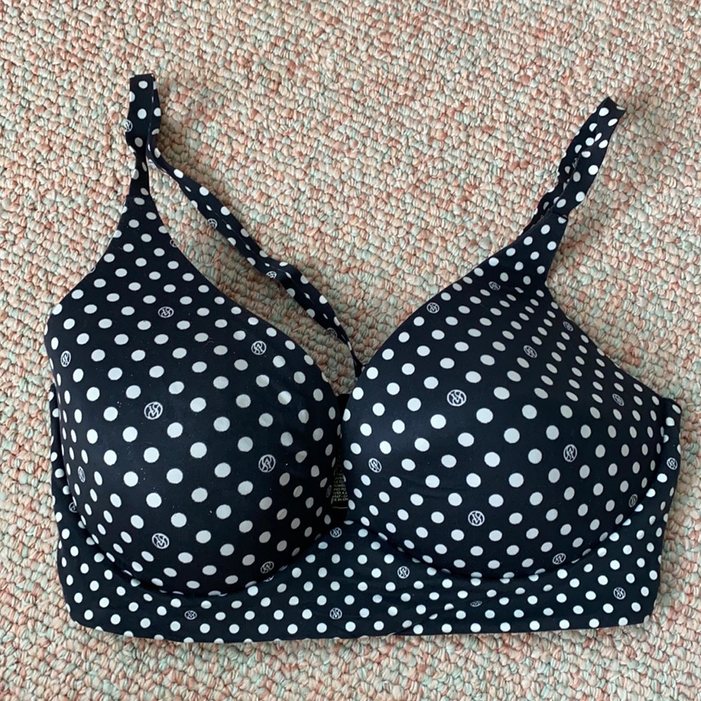 Victoria secret lightly lined plunge bra 34DD
